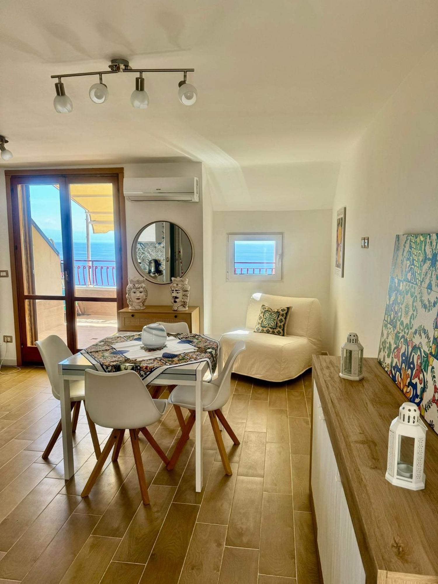 Sunrise Home Letojanni Luaran gambar
